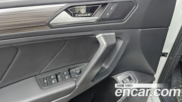 Volkswagen Tiguan — Фото автомобиля 18