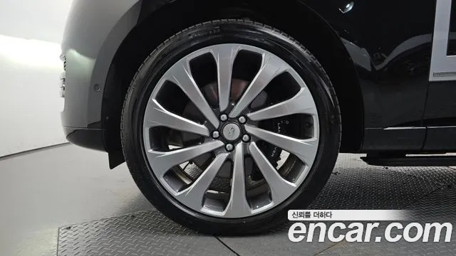 Land Rover Range Rover — Фото автомобиля 4