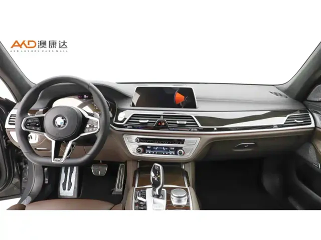 BMW 7 Series — Фото автомобиля 5