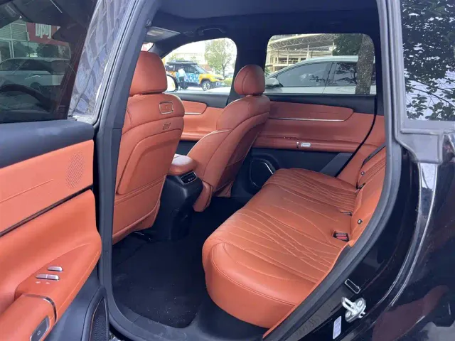 Changan Qiyuan Q07 — Фото автомобиля 7
