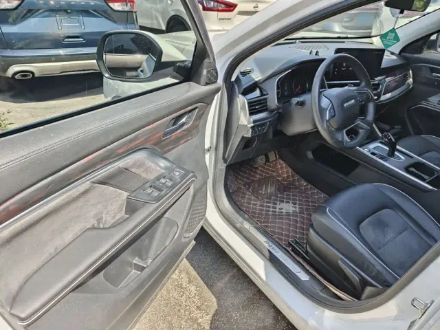 Haval H6 — Фото автомобиля 15