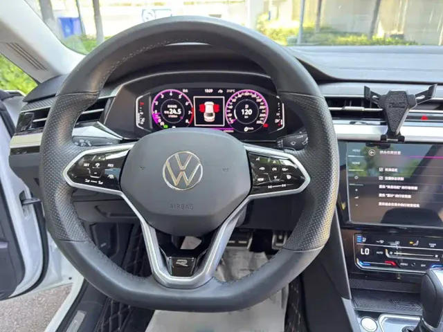 Volkswagen CC — Фото автомобиля 7