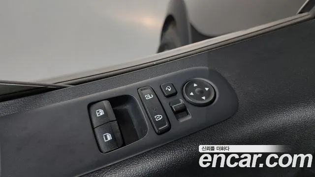 Hyundai Staria Staria Карго 5 мест — Фото автомобиля 8