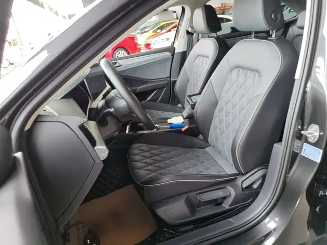 Volkswagen Sagitar — Фото автомобиля 14