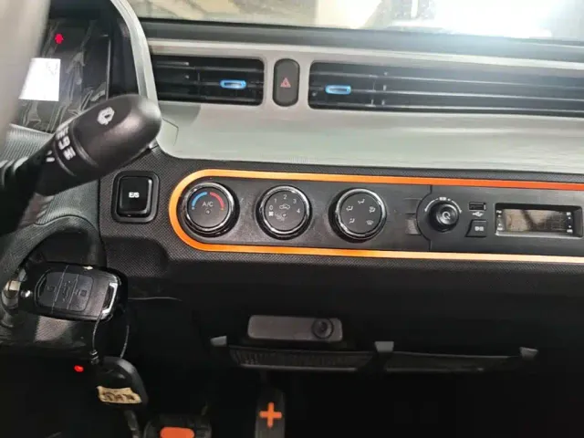Wuling Hongguang Mini EV — Фото автомобиля 12