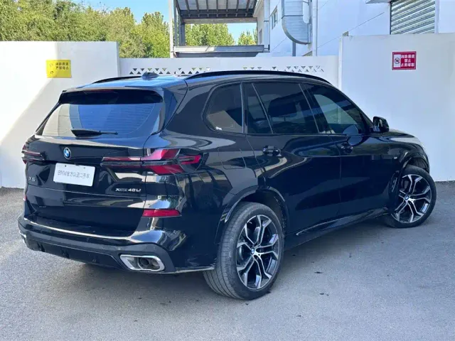 BMW X5 — Фото автомобиля 4