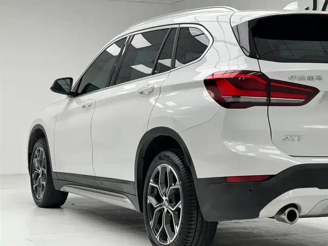 BMW X1 — Фото автомобиля 8