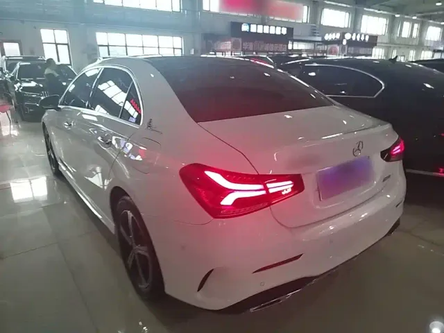 Mercedes-Benz A-Class — Фото автомобиля 4