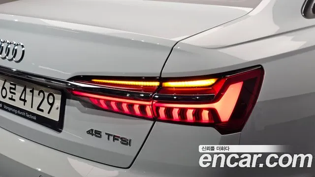 Audi A6 45 TFSI Premium — Фото автомобиля 18