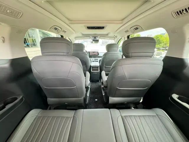 JAC Refine RF8 PHEV — Фото автомобиля 14