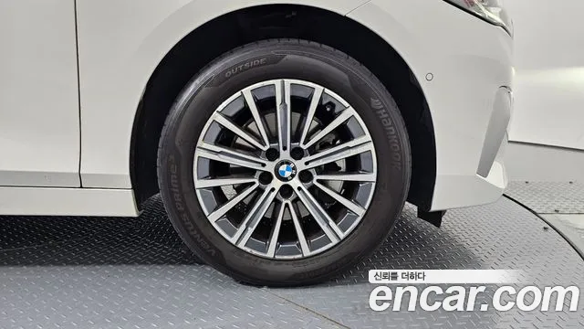 BMW 2 Series U06 — Фото автомобиля 6
