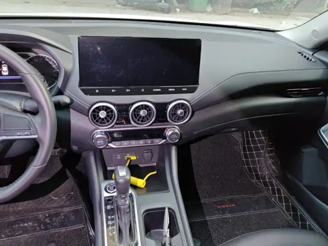 Nissan Sylphy — Фото автомобиля 13