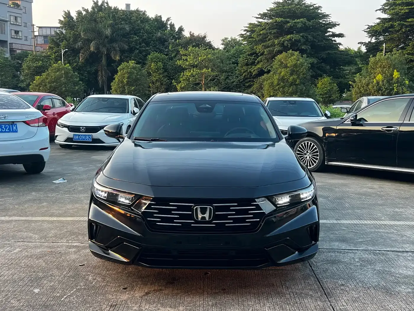 Honda Accord 2025 Sport Series 260TURBO Luxury Edition — Фото автомобиля 2