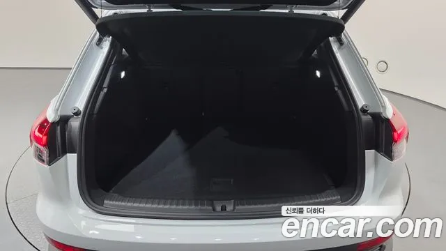Audi Q4 e-tron — Фото автомобиля 19
