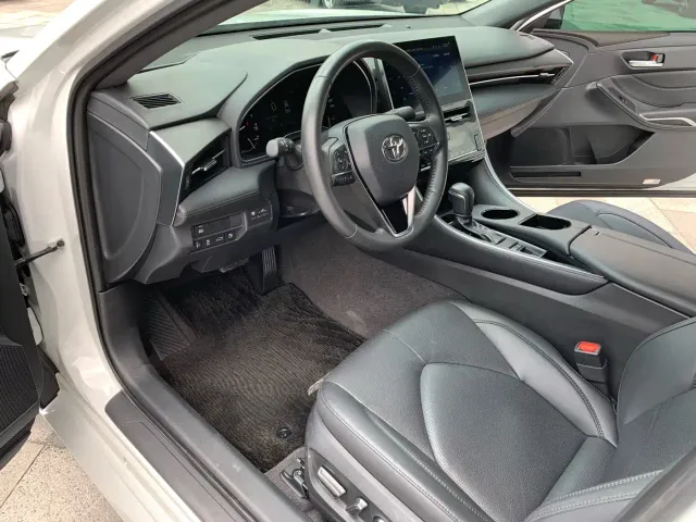 Toyota Avalon — Фото автомобиля 9
