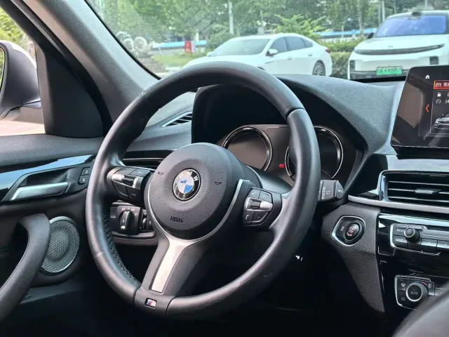 BMW X1 — Фото автомобиля 7