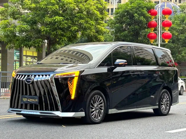 Фотография автомобиля — GAC Trumpchi M8