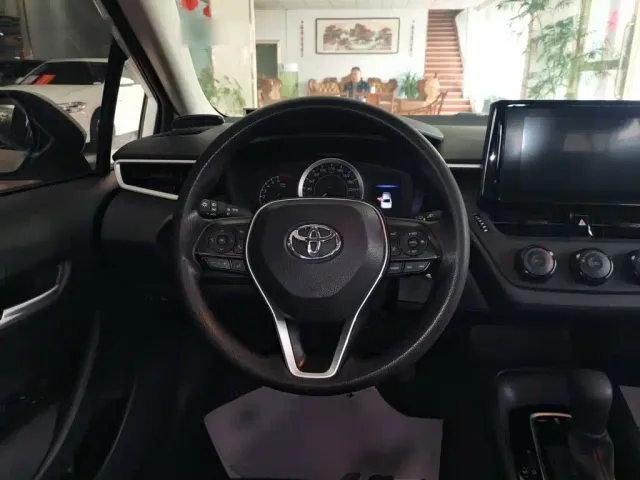 Toyota Corolla — Фото автомобиля 6
