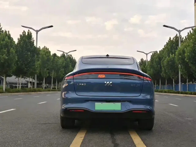 IM Motors LS6 — Фото автомобиля 7