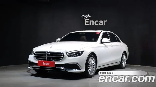 Фотография автомобиля — Mercedes-Benz E-Class W213