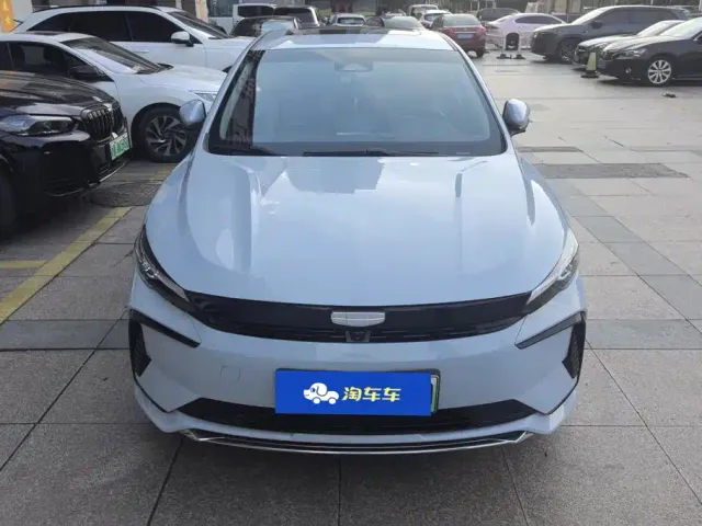 Geely Emgrand L — Фото автомобиля 2