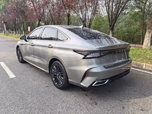 Chery Arrizo 8 — Фото автомобиля 6