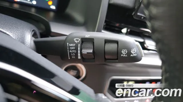 KG_Mobility_Ssangyong Rexton Новый Rexton Sport Khan Дизель 2.2 4WD — Фото автомобиля 30