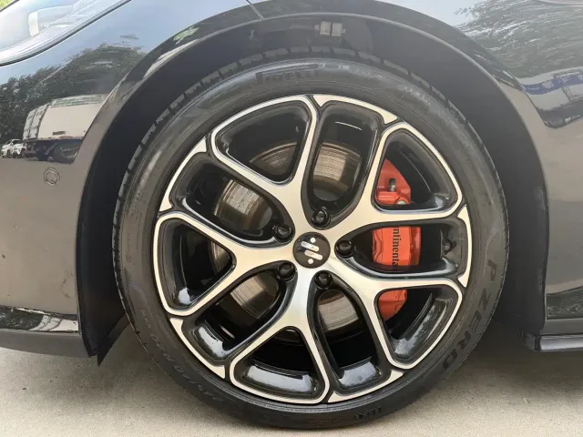 IM Motors L6 — Фото автомобиля 4