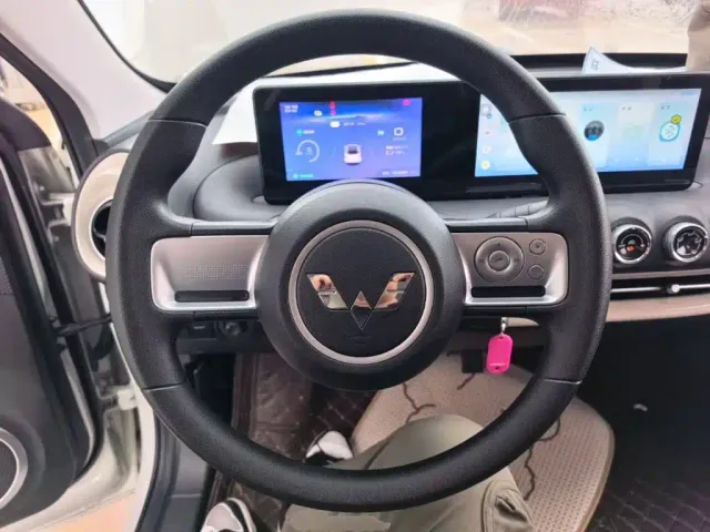 Wuling Bingo — Фото автомобиля 10