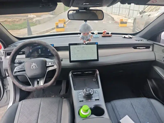 BYD Qin PLUS — Фото автомобиля 10