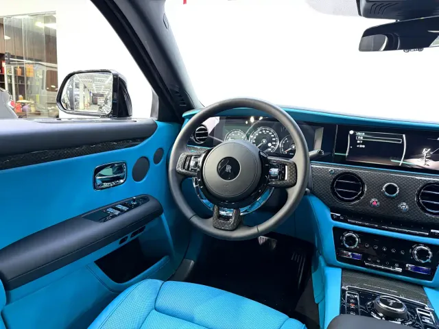 Rolls-Royce Ghost — Фото автомобиля 15