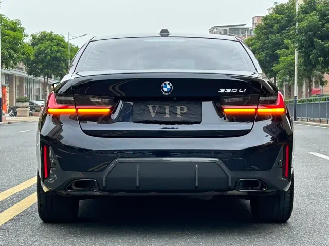BMW 3 Series — Фото автомобиля 5