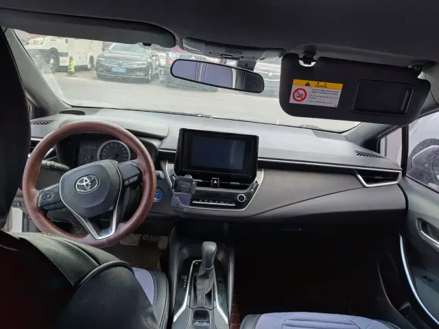 Toyota Corolla — Фото автомобиля 7