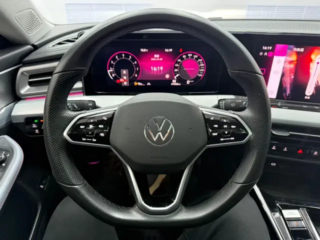 Volkswagen Lamando — Фото автомобиля 7