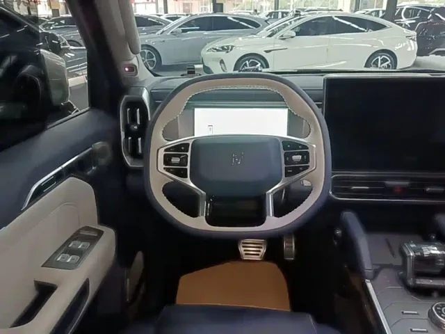 Jetour T2 — Фото автомобиля 10