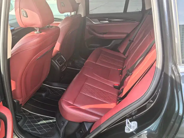 BMW iX3 — Фото автомобиля 6