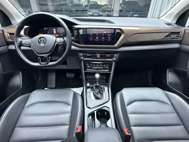 Volkswagen Tharu — Фото автомобиля 18