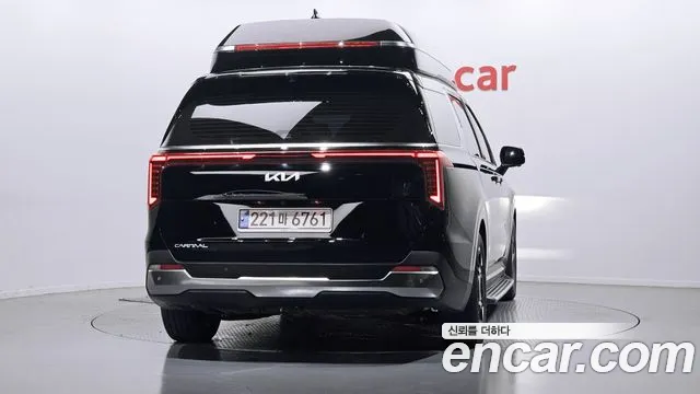 Kia Canival Новый Carnival 4 поколение Бензин 4 места Hi-Limousine — Фото автомобиля 4
