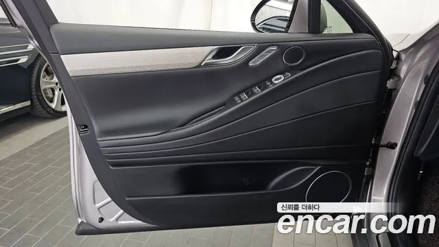 Genesis G80 RG3 — Фото автомобиля 13