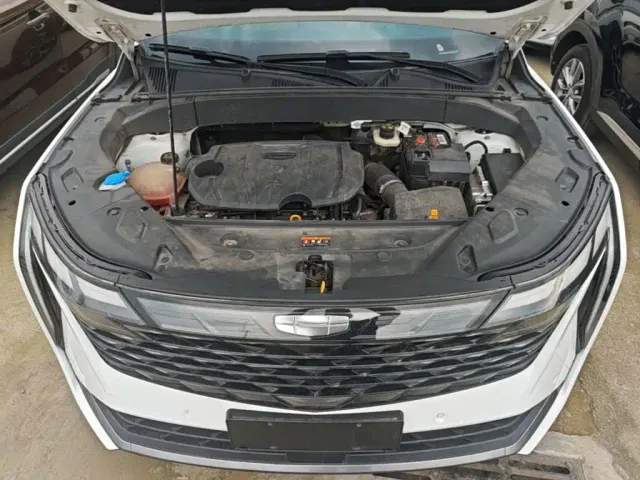 Geely Boyue L — Фото автомобиля 19