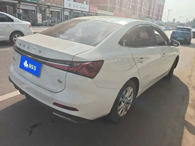 Roewe i5 — Фото автомобиля 3