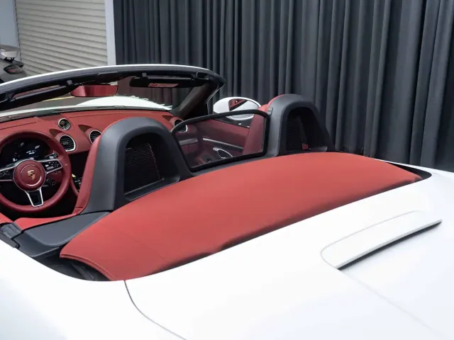 Porsche 718 — Фото автомобиля 6