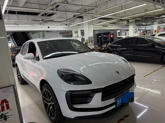 Porsche Macan — Фото автомобиля 3
