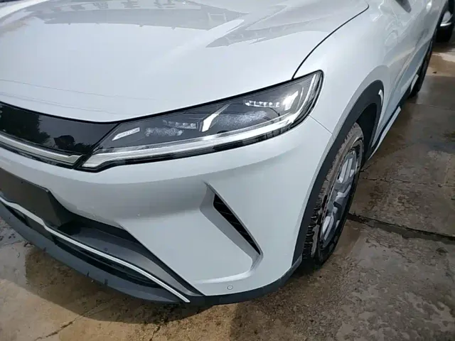 BYD Yuan UP — Фото автомобиля 23