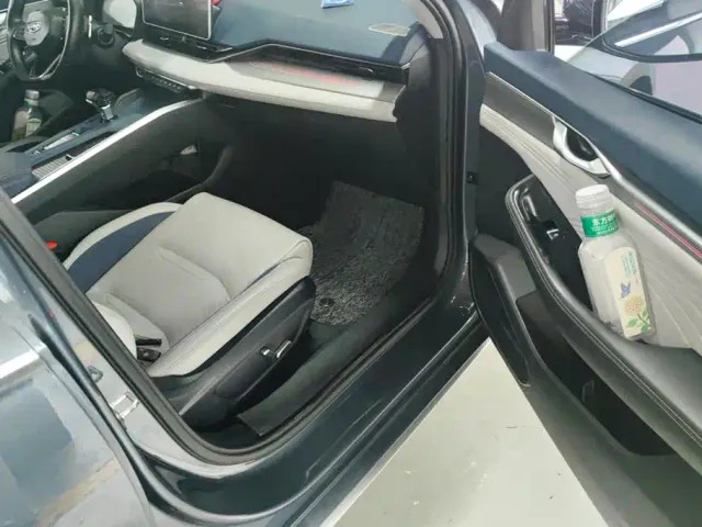 Geely Xingrui — Фото автомобиля 8