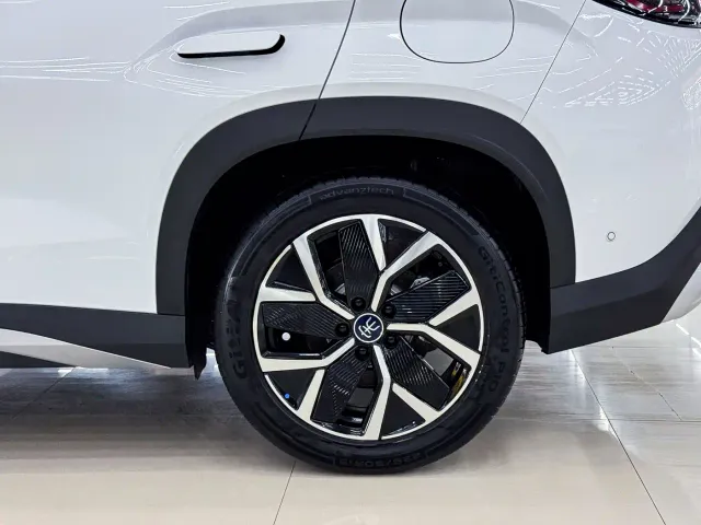 BYD Song L DM-i — Фото автомобиля 21