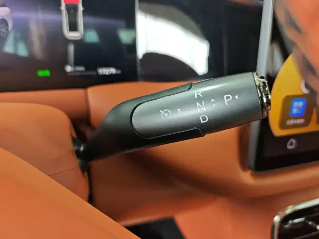 GAC Trumpchi Xiangwang S9 — Фото автомобиля 13