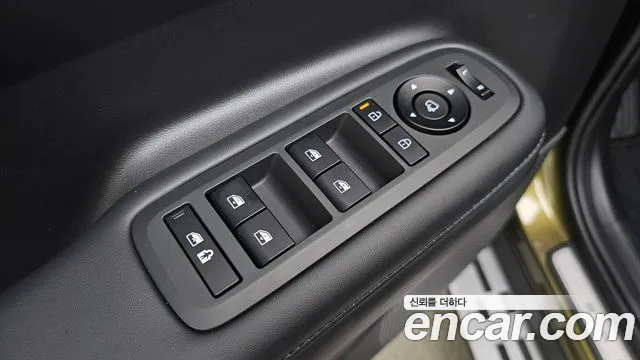 Hyundai Santafe Santa Fe (MX5) Бензин 2.5T 2WD — Фото автомобиля 26