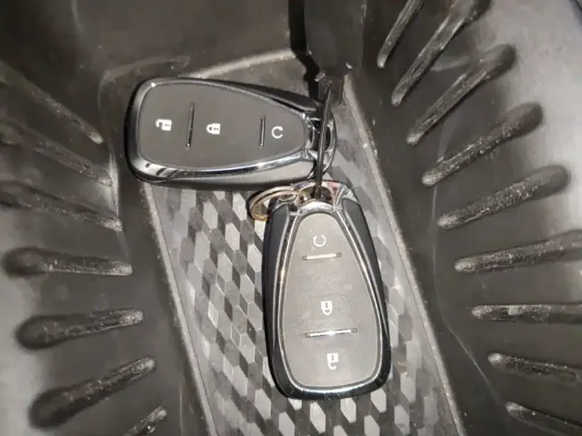 Chevrolet Menlo — Фото автомобиля 16