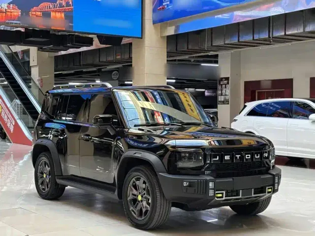 Jetour T2 — Фото автомобиля 3